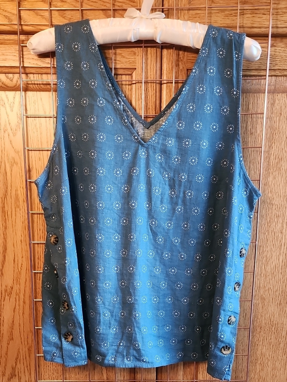 Market & Spruce Teal Blue V-Neck Sleeveless Tank with Button Sides, Size L